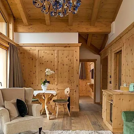 Dei Pini Hotel